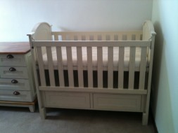 Albert Edwards Kitchen Furniture